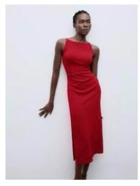 Red Sleeveless Midi Dress